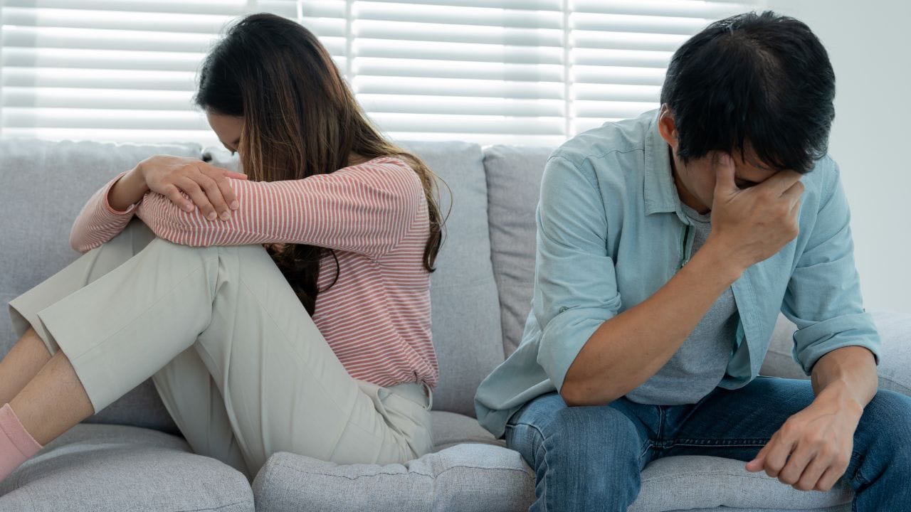 આપણે સુપ્રીમ કોર્ટના મહત્વના જજમેન્ટ વિશે વાત કરીએ તો, નરેશ કુમાર અને મીના કુમારી 2014 સુપ્રીમ કોર્ટે કહ્યું કે, જો લગ્નમાં અસમર્થનીય ક્રૂરતા છે. તો છૂટાછેડા આપવામાં આવી શકે છે. મુસ્લિમો, ખ્રિસ્તીઓ, પારસીઓ અને અન્ય ધર્મોના લોકો માટે અલગ અલગ લગ્ન અને છૂટાછેડા માટે કાયદા બનાવવામાં આવ્યા છે.