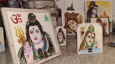 સુરતમાં મહાશિવરાત્રી વખતે ઘીથી બનાવેલું શિવજીનું ચિત્ર પણ આકર્ષણનું કેન્દ્ર બનશે. સુરતના દરેક શિવ મંદિરમાં મહાદેવના ભક્તો દ્વારા સુંદર મહા શિવરાત્રીની ઉજવણી કરવામાં આવશે. 