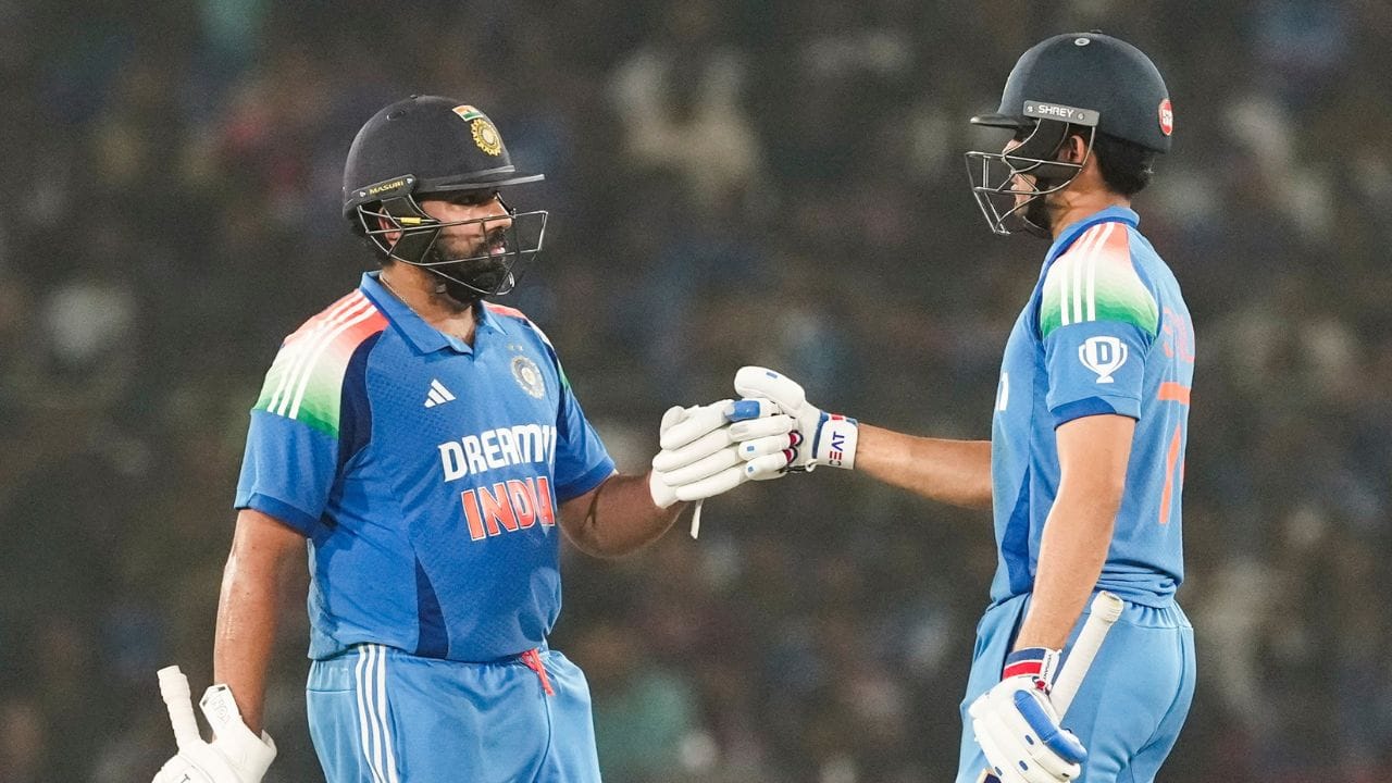 રોહિત માટે અમદાવાદમાં રન બનાવવા મુશ્કેલ કાર્ય નથી. આ પહેલા ત્યાં રમાયેલી 7 મેચોમાં તેમનો સરેરાશ 50.57 આ વાતનો મોટો પુરાવો છે. અમદાવાદમાં તેના કુલ 354 રન છે, જેમાં તેનો શ્રેષ્ઠ સ્કોર 95 રન છે.