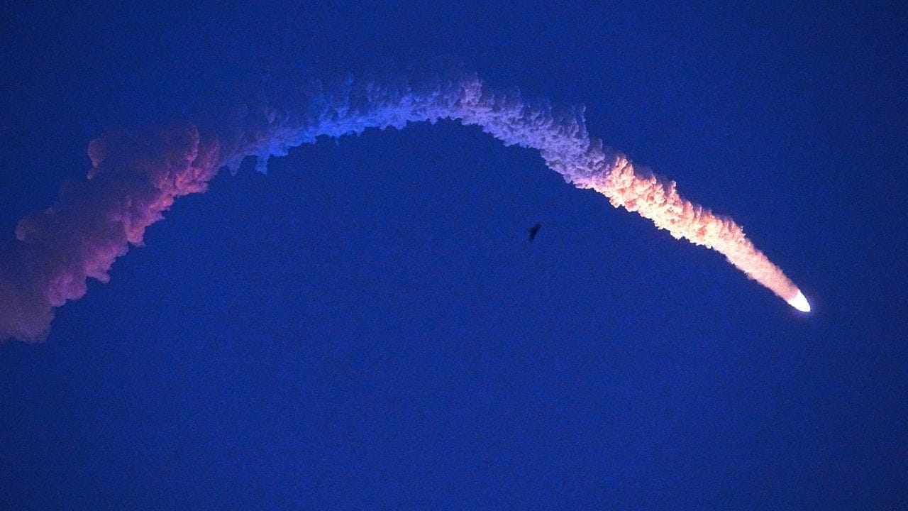 NVS-02 ઉપગ્રહને ભ્રમણકક્ષામાં મૂકવાના ISROના પ્રયાસોને ત્યારે ફટકો પડ્યો જ્યારે અવકાશયાન પરના થ્રસ્ટર્સ કામ કરવામાં નિષ્ફળ ગયા. સ્પેસ એજન્સીએ રવિવારે આ ઘટનાની માહિતી આપી.