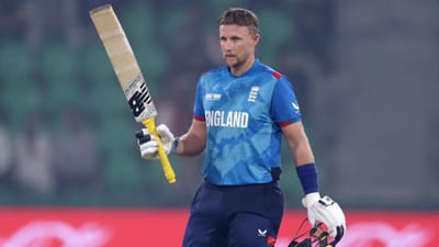 ઈંગ્લેન્ડના દિગ્ગજ બેટ્સમેન જો રૂટે ચેમ્પિયન્સ ટ્રોફીમાં લડાયક ઈનિંગ રમીને સદી ફટકારી છે. અફઘાનિસ્તાન સામેની મહત્વપૂર્ણ ગ્રુપ મેચમાં આ સદી ફટકારીને રૂટે પોતાની ટીમને મેચમાં જાળવી રાખી. જો રૂટે 98 બોલમાં પોતાની ODI કારકિર્દીની 17મી સદી ફટકારી હતી. ખાસ વાત એ છે કે રૂટની આ સદી 2084 દિવસની લાંબી રાહ જોયા પછી આવી છે. ઉપરાંત, આ ટુર્નામેન્ટના ઈતિહાસમાં આ બીજી વખત છે જ્યારે કોઈ અંગ્રેજી બેટ્સમેને ટ્રિપલ સ્કોરને સ્પર્શ કર્યો છે.