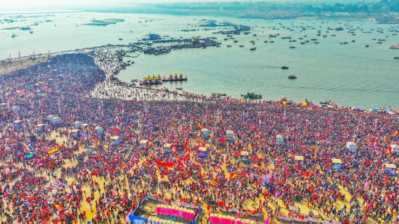 વસંત પંચમીના ત્રીજા અમૃત સ્નાન માટે વહીવટી તંત્રે વિવિધ માર્ગ પર જવા માટે શ્રદ્ધાળુઓને કોઈ અગવડ ન પડે તે હેતુથી જાણકારી શેર કરી છે. 