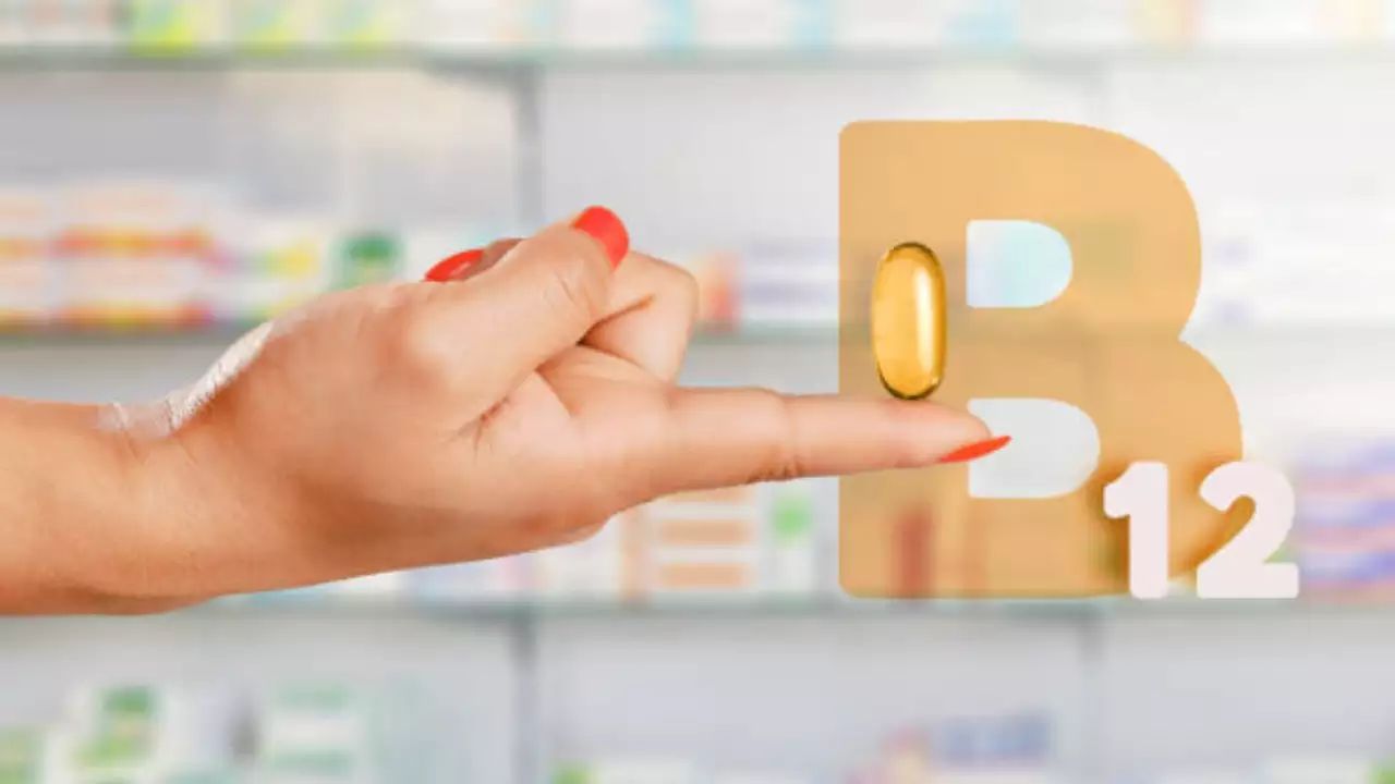 મૂડ સ્વિંગ : વિટામિન B12 મૂડ નિયંત્રિત કરતા રસાયણોના ઉત્પાદનમાં મદદ કરે છે. તેની ઉણપ ડિપ્રેશન, ચિંતા અને ચીડિયાપણું પેદા કરી શકે છે.
