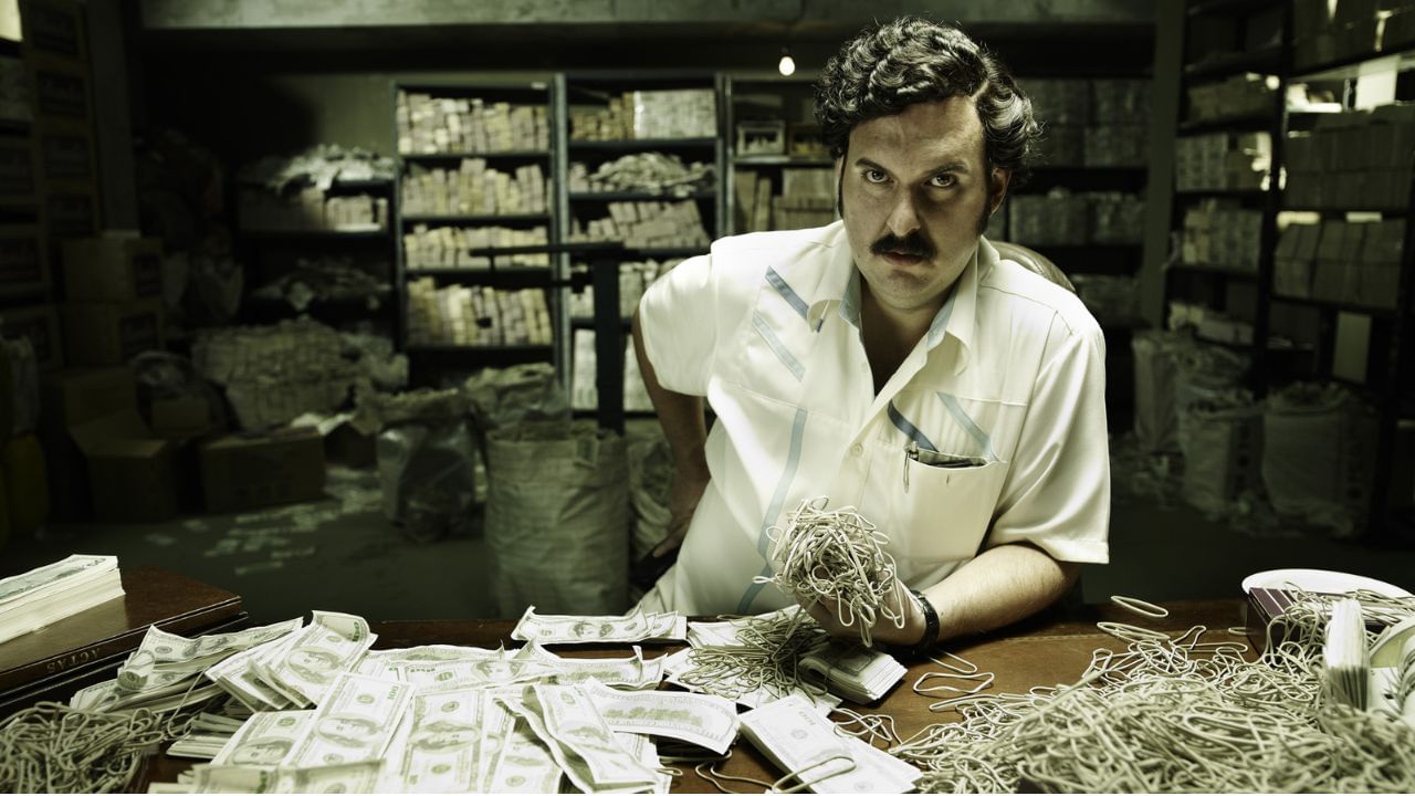 Pablo Escobar Richest Criminal Drug Lord Politician and Legend (4)