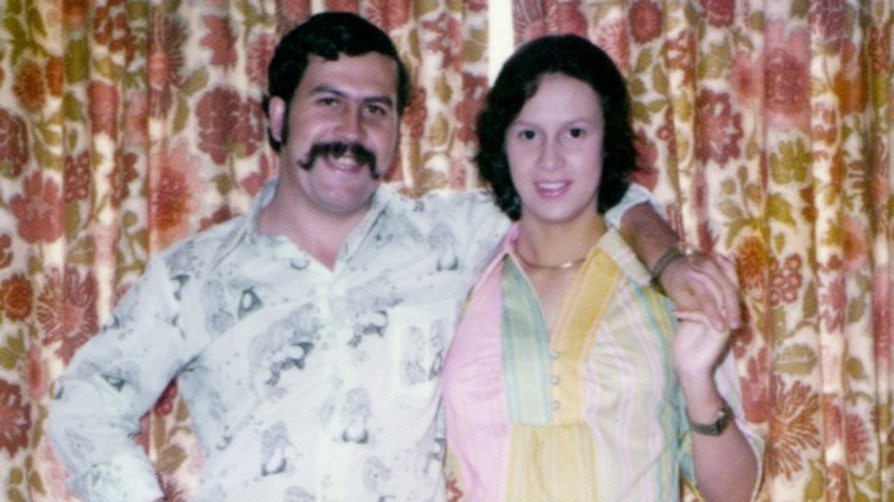 Pablo Escobar Richest Criminal Drug Lord Politician and Legend (6)