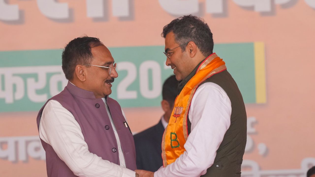 પરવેશ સાહિબ સિંહ ભારતીય જનતા પાર્ટીના એક ભારતીય રાજકારણી છે જે નવી દિલ્હી વિધાનસભા મતવિસ્તારમાંથી દિલ્હી વિધાનસભાના સભ્ય તરીકે સેવા આપે છે.