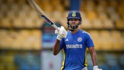 શ્રેયસ અય્યર એવા કમનસીબ ખેલાડીઓમાંનો એક છે જે મોટા સારું પ્રદર્શન કરે છે છતાં તેને અન્ય ખેલાડીઓ જેવી પ્રસિદ્ધિ નથી મળી. તેનાથી વિપરીત શ્રેયસ ઘણીવાર BCCI અથવા ચાહકોના રોષનો સામનો કરતો જોવા મળે છે. પરંતુ શ્રેયસ અય્યરે હવે ટીકાકારોને જોરદાર જવાબ આપ્યો છે. 