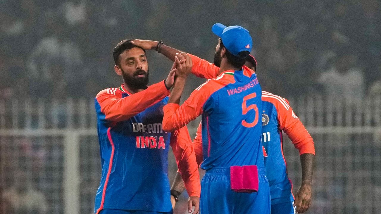 Varun Chakaravarthy (4)