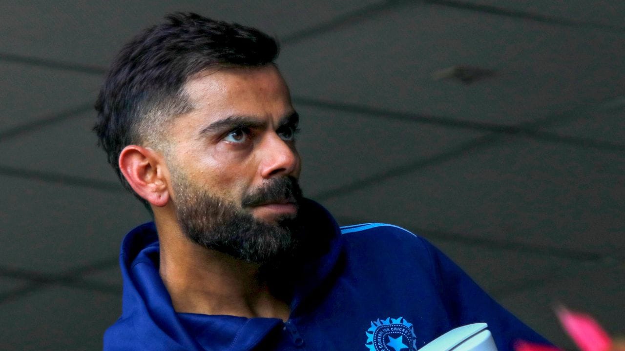 ચેમ્પિયન્સ ટ્રોફી પહેલા ભારતીય ટીમની તૈયારી માટે આ છેલ્લી શ્રેણી છે. આવી સ્થિતિમાં, ટીમ ઈન્ડિયાએ પોતાની સંપૂર્ણ તાકાત સાથે આ શ્રેણીમાં પ્રવેશ કર્યો છે. પરંતુ વિરાટ કોહલી જેવા ખેલાડીને ટીમમાંથી બહાર રાખવું આશ્ચર્યજનક છે.