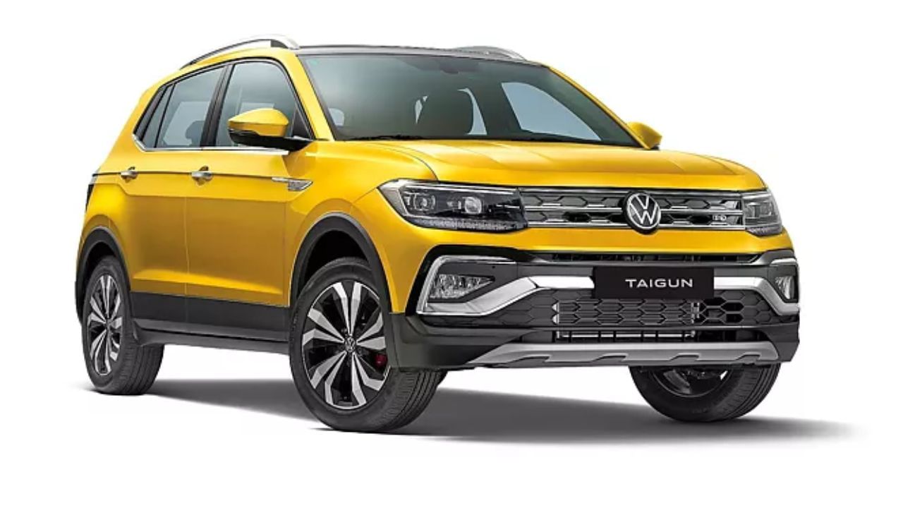 Volkswagen Taigun Price in India : આ Volkswagen કારના 2024 મોડેલનો સ્ટોક ખાલી કરવા માટે 2 લાખ 20 હજાર રૂપિયા સુધીનું ડિસ્કાઉન્ટ આપવામાં આવી રહ્યું છે. ગયા મહિને આ કાર પર 2 લાખ રૂપિયાનું ડિસ્કાઉન્ટ હતું, પરંતુ આ મહિને ડિસ્કાઉન્ટની રકમમાં વધારો કરવામાં આવ્યો છે. તેમજ તમને ફેબ્રુઆરીમાં આ કારનું 2025 મોડેલ 80 હજાર રૂપિયાના ડિસ્કાઉન્ટ સાથે મળશે. આ કારની કિંમત 11.69 લાખ રૂપિયા (એક્સ-શોરૂમ) થી શરૂ થાય છે.