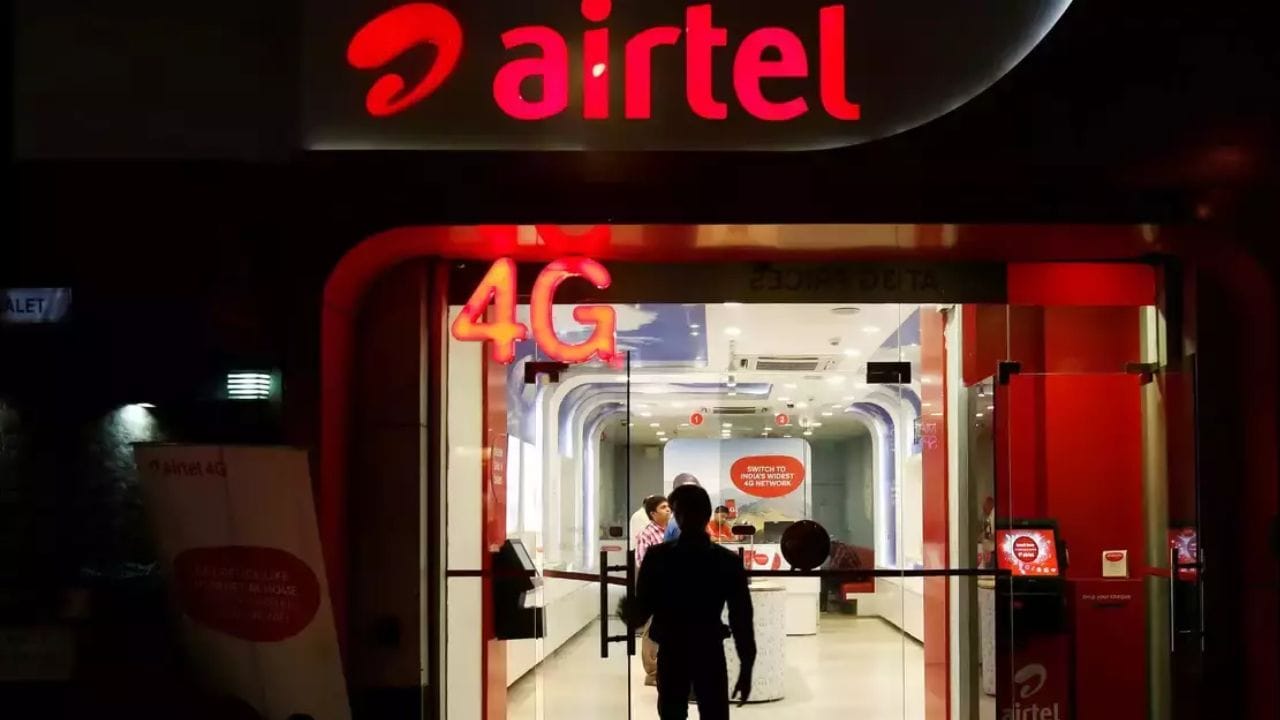 અમે જે એરટેલ પ્લાન વિશે વાત કરી રહ્યા છીએ તે 84 દિવસની છે જેમાં લોકલ અને STD નેટવર્કમાં અમર્યાદિત ફ્રી કૉલિંગ મળે છે.