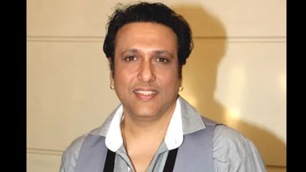 સુનીતાએ હિન્દી રશને આપેલા ઈન્ટરવ્યુમાં કહ્યું હતું કે તે ગોવિંદા સાથે નથી રહેતી. સુનીતાએ કહ્યું હતું કે તેઓ મોટાભાગે અલગ રહે છે. સુનીતા બાળકો સાથે ફ્લેટમાં રહે છે. જ્યારે ગોવિંદા ફ્લેટની સામેના બંગલામાં રહે છે.