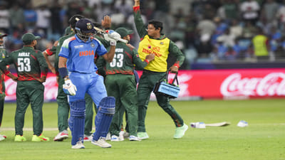 આગામી રવિવાર 23 ફેબ્રુઆરીએ દુબઈ ઈન્ટરનેશનલ સ્ટેડિયમમાં એક મોટી ક્રિકેટ મેચ રમાવ જઈ રહી છે. ચેમ્પિયન્સ ટ્રોફી 2025ની પાંચમી મેચમાં એશિયાના પરંપરાગત દુશ્મન ભારત અને પાકિસ્તાનની ટીમો સામસામે ટકરાશે. એક તરફ ટીમ ઈન્ડિયા પોતાની પ્રથમ મેચ જીતીને પોતાના કટ્ટર હરિફ સામેની મેચ જીતવા માટે મેદાનમાં ઉતરશે.