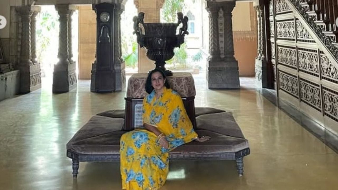 મહારાણી રાધિકારાજે ગાયકવાડ પોતે પણ પત્રકાર રહી ચૂક્યા છે. તેમણે 2002 માં મહારાજા સમરજીત સિંહ ગાયકવાડ સાથે લગ્ન કર્યા.