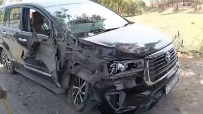 Kheda : બેફામ ડમ્પર ચાલકે પૂર્વ પ્રધાન બિમલ શાહની કારને લીધી અડફેટે, જુઓ Video Kheda : બેફામ ડમ્પર ચાલકે પૂર્વ પ્રધાન બિમલ શાહની કારને લીધી અડફેટે, જુઓ Video