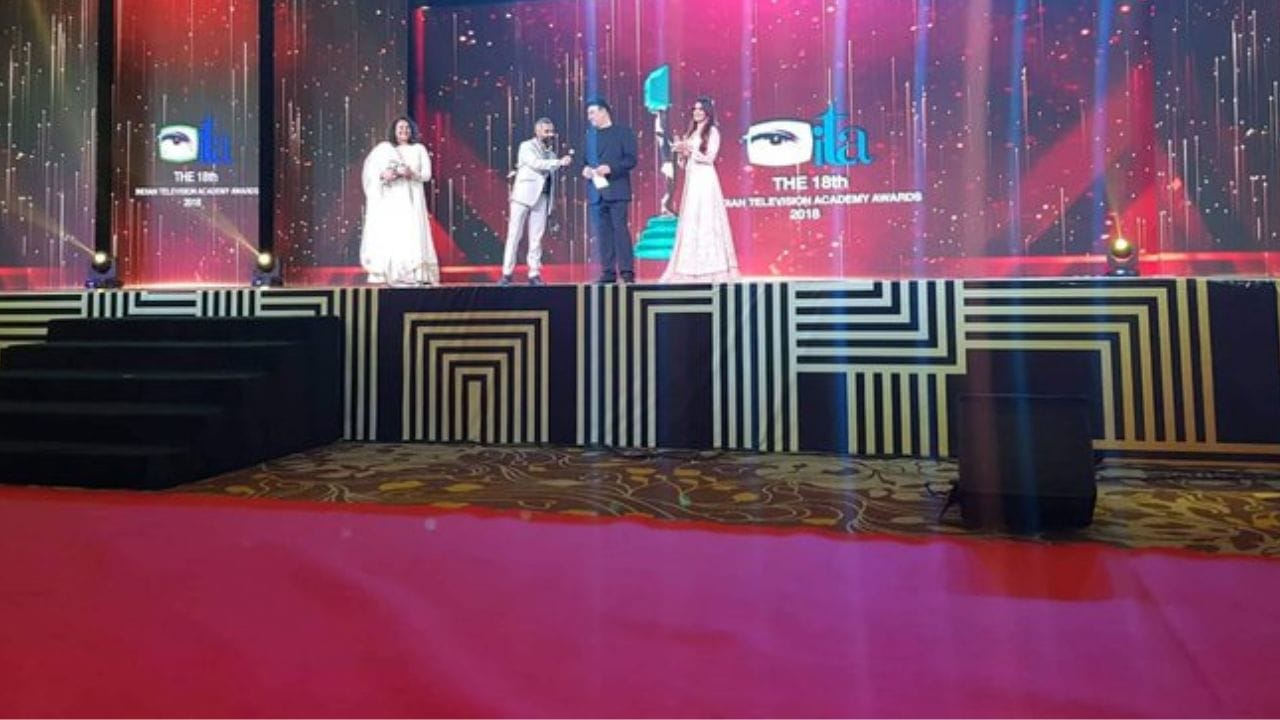 ફિલ્મી કારકિર્દી ઉપરાંત, સરદાર મલિકનો એકસુખી પરિવાર હતો, જેમાં તેમની પત્ની બિલ્કીસ અને તેમના ત્રણ પુત્રો હતા. સરદાર મલિકના ત્રણેય પુત્રો, અનુ મલિક, ડબ્બુ અને અબુ મલિકે સંગીતમાં પોતાની કારકિર્દી બનાવી.