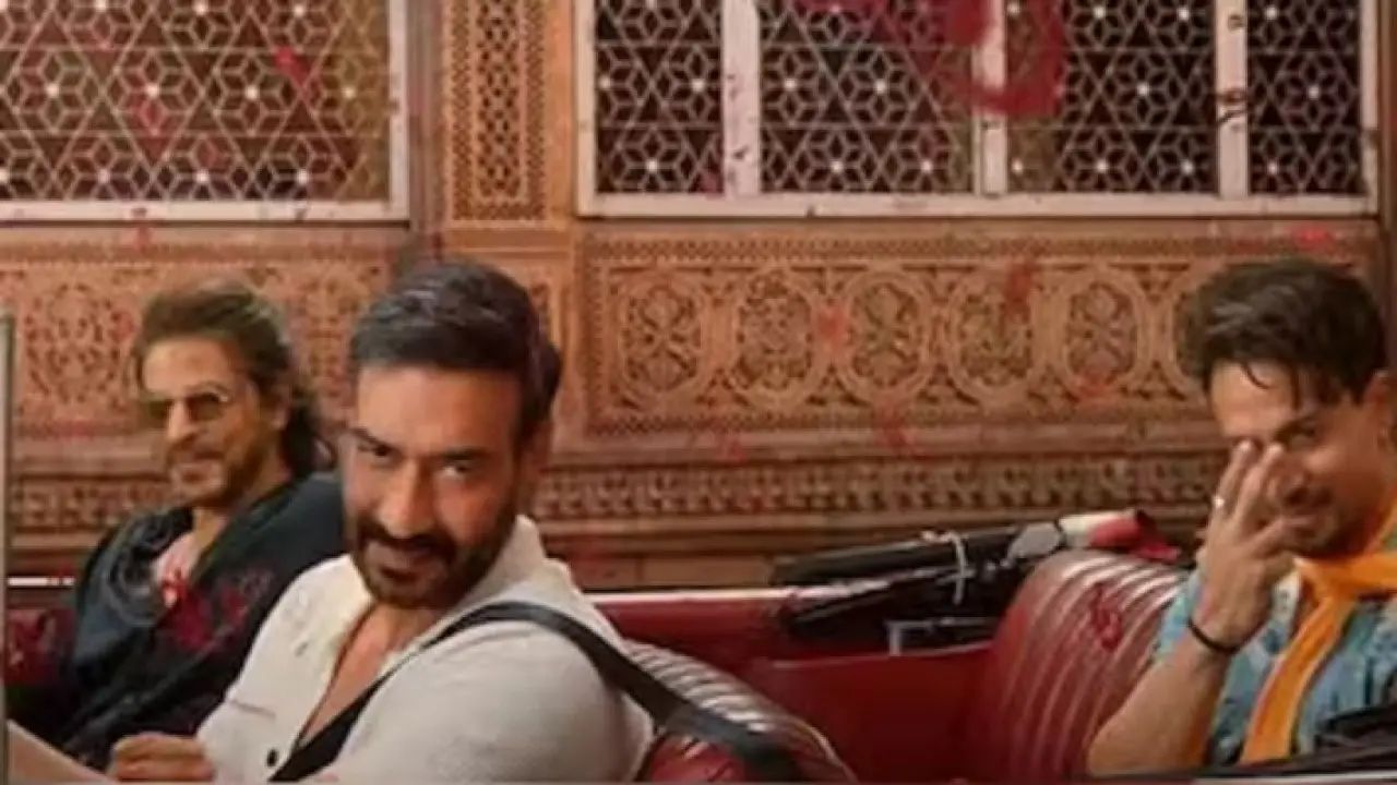 જ્યારે સત્ય એ છે કે કેસરની કિંમત પ્રતિ કિલો આશરે 4 લાખ રૂપિયા છે અને તમાકુના પાઉચ સાથેનો પાન મસાલા 5 રૂપિયામાં મળે છે. આવી સ્થિતિમાં, કેસર ઉમેરવાની વાત તો દૂરની વાત છે, તેની સુગંધ પણ તેમાં ઉમેરી શકાતી નથી.