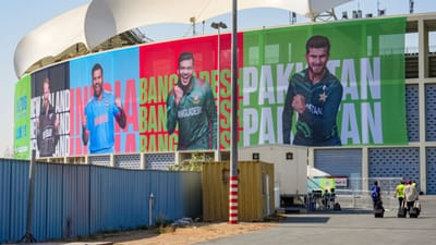 ભારતીય ક્રિકેટ ટીમે શાનદાર રમત દેખાડી ચેમ્પિયન ટ્રોફી 2025ની ફાઈનલમાં એન્ટ્રી કરી છે. ચેમ્પિયન ટ્રોફીની સેમિફાઈનલમાં ભારતે ઓસ્ટ્રેલિયાને 4 વિકેટથી હાર આપી હતી. આ જીત સાથે ભારતીય ટીમ ફાઈનલમાં પહોંચી ગઈ છે.