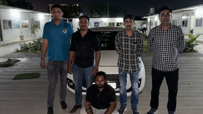 Ahmedabad : દારુ ભરેલી કારે સર્જ્યો અકસ્માત, 4 લાખથી વધુના મુદ્દામાલ સાથે આરોપીની કરી ધરપકડ, જુઓ Video