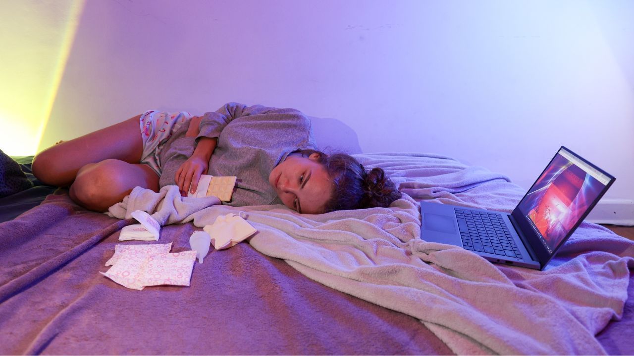 જો તમને વધારે પડતું સફેદ પાણી પડી રહ્યું છે. તો સૌથી પહેલા કોઈ ગાયનેકોલોજિસ્ટને દેખાડો અને દરરોજ પ્રાઈવેટ પાર્ટની સફાઈ કરો,ડાયટને બ્લેશ રાખો. હાઇડ્રેશનનું ધ્યાન રાખો અને તમારા આહારમાં મેથીના દાણા અને એલોવેરાનો રસ સામેલ કરો.  