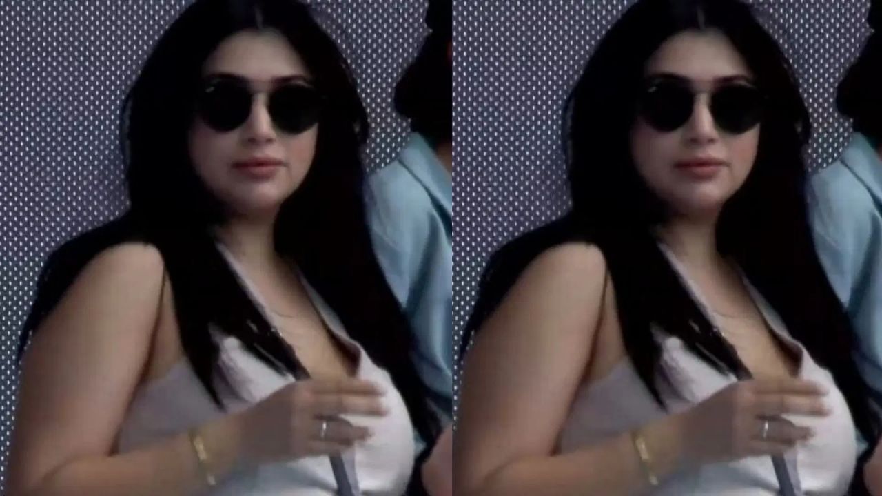 છેલ્લી પાંચ ઓવરમાં ૫૦ રન બન્યા, જેના કારણે ન્યુઝીલેન્ડ આ આંકડા સુધી પહોંચી શક્યું. આમાં સૌથી મોટો ફાળો માઈકલ બ્રેસવેલે આપ્યો.