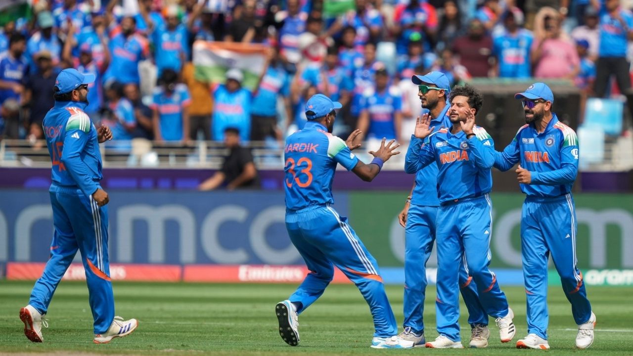 મહિલા ટીમ માટે પણ મોટી તક 2025માં ભારતની યજમાની હેઠળ મહિલા ODI વર્લ્ડ કપનું આયોજન થશે. ટુર્નામેન્ટ ઓક્ટોબરમાં યોજાય તેવી સંભાવના છે. હાલ ટુર્નામેન્ટનું સંપૂર્ણ શેડ્યૂલ જાહેર થયું નથી, પરંતુ ટૂંક સમયમાં જાહેર થવાની શક્યતા છે. ભારતીય મહિલા ટીમ માટે આ તેમના પ્રથમ ICC ખિતાબ જીતવાની વિશેષ તક છે.