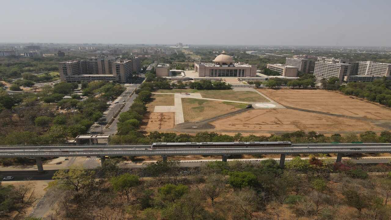 Metro Rail will run soon from Gandhinagar Secretariat, trials from ...