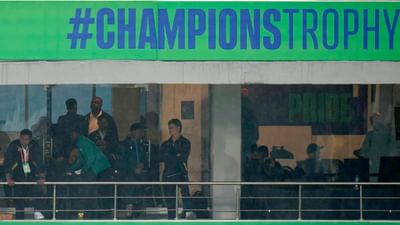 આઈસીસી ચેમ્પિયન ટ્રોફી 2025ની યજમાની કરી ચૂકેલું પાકિસ્તાન ક્રિકેટ બોર્ડે મોટો નિર્ણય લીઝો છે. ખેલાડીઓની મેચ ફીમાં ઘટાડો કર્યો છે. આગામી નેશનલ ટી20 કપમાં ભાગ લેનાર ખેલાડીઓની ગત્ત સેલેરીની તુલનામાં 75 ટકા ઓછી ફી મળશે.