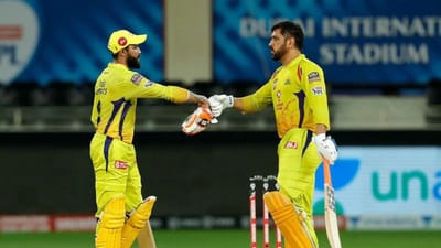 રવિન્દ્ર જાડેજાની ગણતરી આઈપીએલમાં શાનદાર ઓલરાઉન્ડરમાં થાય છે. તે નીચલા ક્રમે ઉતરી શાનદાર બેટિંગ કરે છે. તેમજ બોલિંગમાં પોતાની સ્પિનનો જાદુ કરે છે. તેમજ ફીલ્ડિંગમાં પણ તેનું પ્રદર્શન જોરદાર છે.