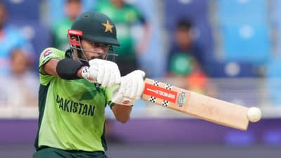 આ ખેલાડીને ડ્રેસિંગ રૂમમાં સૂવું મોંઘુ પડ્યું, ટાઈમ આઉટ થનાર પ્રથમ પાકિસ્તાની બેટ્સમેન બન્યો