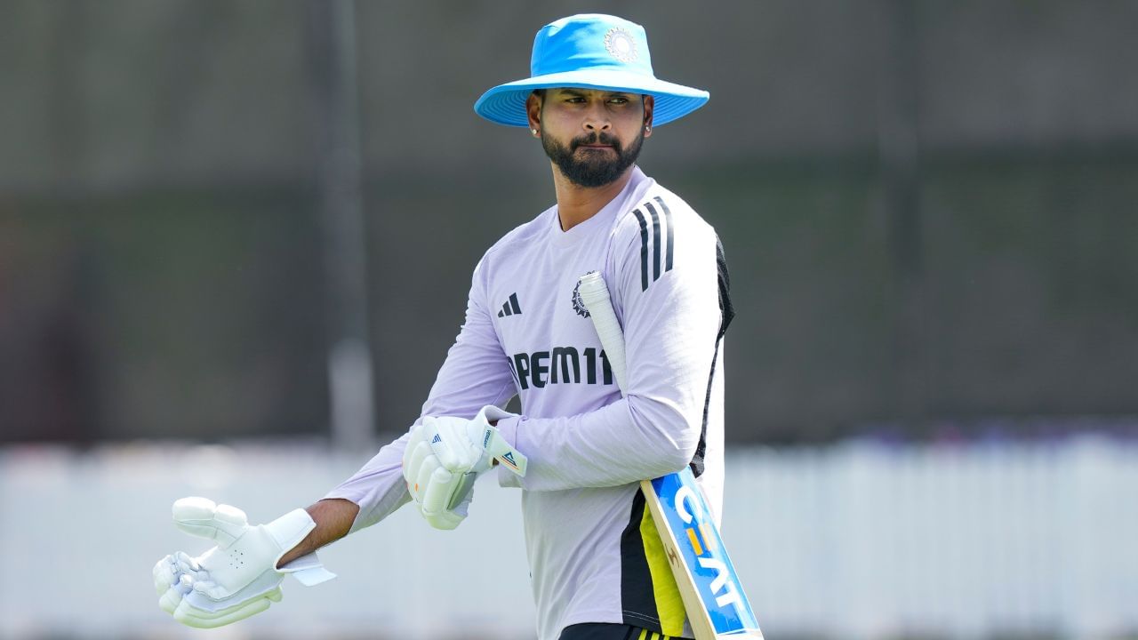 ઈંગ્લેન્ડ સામેની ઘરઆંગણે શ્રેણી અને ચેમ્પિયન્સ ટ્રોફી સહિત તાજેતરની આઠ વનડેમાં શ્રેયસે ચોથા નંબરે બેટિંગ કરી અને 53ની સરેરાશથી રન બનાવ્યા. શ્રેયસ અય્યરે કહ્યું, 'રમતની ગતિશીલતા બદલાતી રહે છે તેમ એક ખેલાડીએ સતત વિકાસ કરવો પડે છે. મને ખુશી છે કે મેં સકારાત્મક વલણ રાખ્યું અને મારી પ્રક્રિયા પર વિશ્વાસ રાખ્યો.'