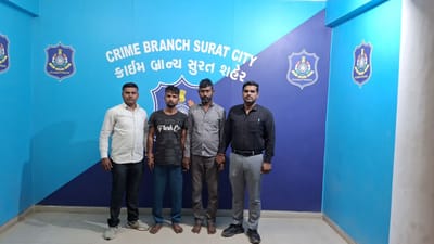 Surat : હજીરા-પાલ રોડ પાસે લાખોનો વિદેશી દારૂનો જથ્થો ઝડપાયો, 2 આરોપીની ધરપકડ, જુઓ Video Surat : હજીરા-પાલ રોડ પાસે લાખોનો વિદેશી દારૂનો જથ્થો ઝડપાયો, 2 આરોપીની ધરપકડ, જુઓ Video