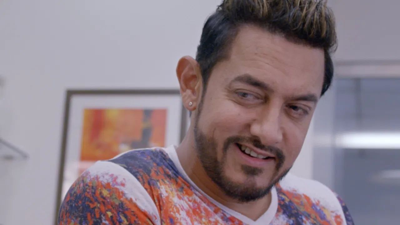 થોડા વર્ષો પહેલા, આવી જ એક ફિલ્મ રિલીઝ થઈ હતી, જેણે તેની કમાણીથી બધાને આશ્ચર્યચકિત કરી દીધા હતા. તે ફિલ્મમાં, 16 વર્ષનો બાળ કલાકાર મુખ્ય ભૂમિકામાં જોવા મળ્યો હતો અને લોકોને ફિલ્મની વાર્તા એટલી ગમી કે તેણે બોક્સ ઓફિસ પર ઇતિહાસ રચી દીધો.