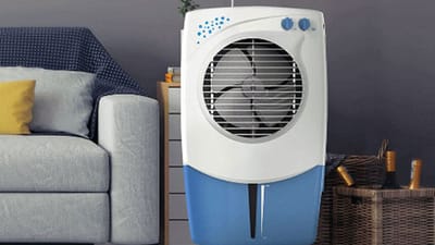 હવે કાળઝાળ ગરમીની શરુઆત થઈ ગઈ છે. ગુજરાત સિવાય દેશના તમામ રાજ્યમાં આકરી ગરમી પડી રહી છે.  આવી સ્થિતિમાં, દરેક પાસે એર કંડિશનર (AC) લગાવવાના પૈસા નથી હોતા આથી ઘણા લોકો કુલરથી કામ ચલાવે છે. જો તમે પણ ઠંડી હવા માટે કુલરનો ઉપયોગ કરો છો પણ એકદમ ઠંડી હવા આવતી નથી તો સરળ ટ્રીક અજમાવી જુઓ. આ બાદ તમારુ કુલર AC જેવી ઠંડી ઠંડી હવા આપવા લાગશે