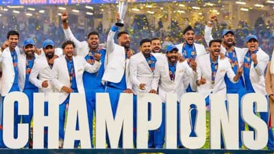  ટીમ ઈન્ડિયાએ ફરી એક વખત ક્રિકેટની દુનિયામાં પોતાનો ડંકો વગાડ્યો છે. ભારતે 9 મહિનામાં બીજી આઈસીસી ટ્રોફી જીતવામાં સફળ રહી છે. ટીમ ઈન્ડિયાએ 9 માર્ચના દુબઈ ઈન્ટરનેશનલ સ્ટેડિયમમાં ન્યુઝીલેન્ડને હરાવી ચેમ્પિયન ટ્રોફી 2025નો ખિતાબ પોતાને નામ કર્યો છે.