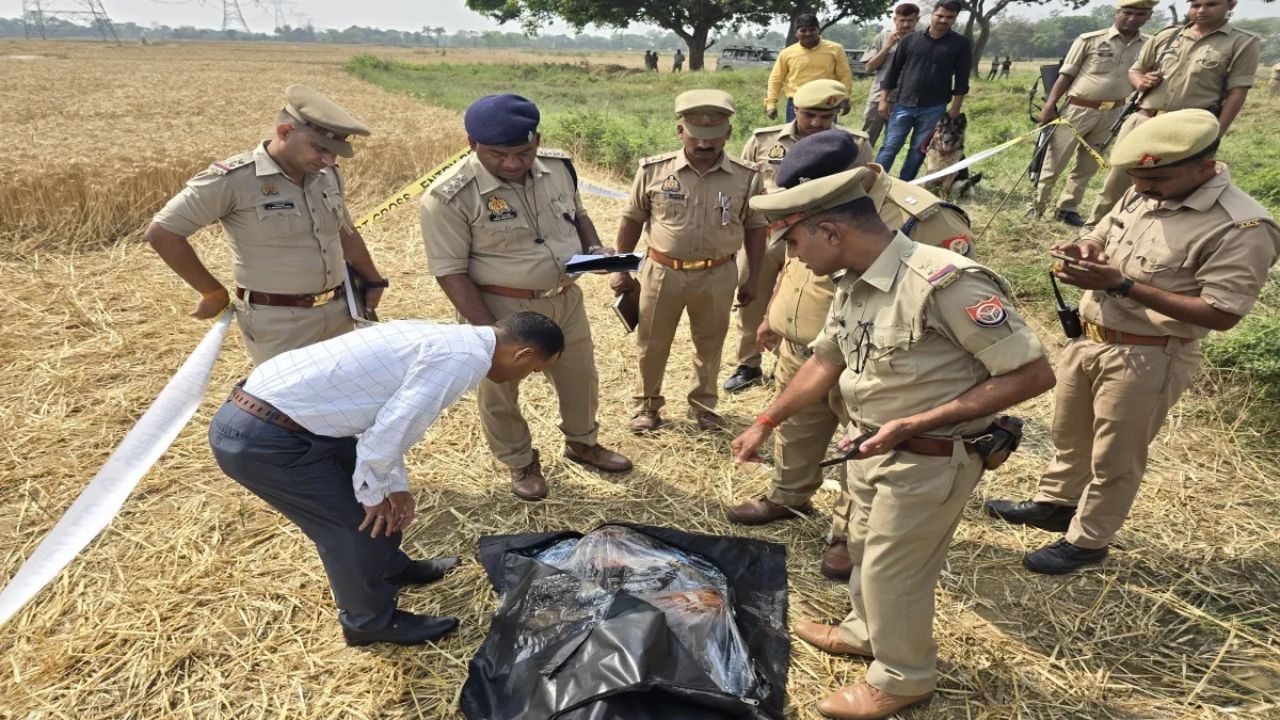 આ હત્યાને કારણે ગામમાં હોબાળો મચી ગયો છે. ગામલોકોના જણાવ્યા મુજબ, નૌશાદ સાઉદીમાં કામ કરતો હતો. તે એક અઠવાડિયા પહેલા પાછો ફર્યો હતો. ગામલોકોના મતે, સાઉદી અરેબિયામાં કામ કરવાને કારણે નૌશાદની આર્થિક સ્થિતિ મજબૂત બની ગઈ હતી. આ પછી, તેણે ગામની બહાર જમીન ખરીદી અને ઘર બનાવ્યું અને ત્યાં રહેવા લાગ્યો. પરંતુ તેની પત્નીને તેના ભત્રીજા સાથે ગેરકાયદેસર સંબંધ હતા. ગામ ઉપરાંત, નૌશાદને પણ આ વાતની ખબર પડી. જે બાદ પંચાયત બોલાવવામાં આવી, જેમાં નિર્ણય લેવામાં આવ્યો કે નૌશાદની પત્ની અને ભત્રીજો એકબીજાને નહીં મળે. પણ નૌશાદ સાઉદી જતાની સાથે જ તેની પત્નીનો પ્રેમ ફરી ખીલવા લાગ્યો.