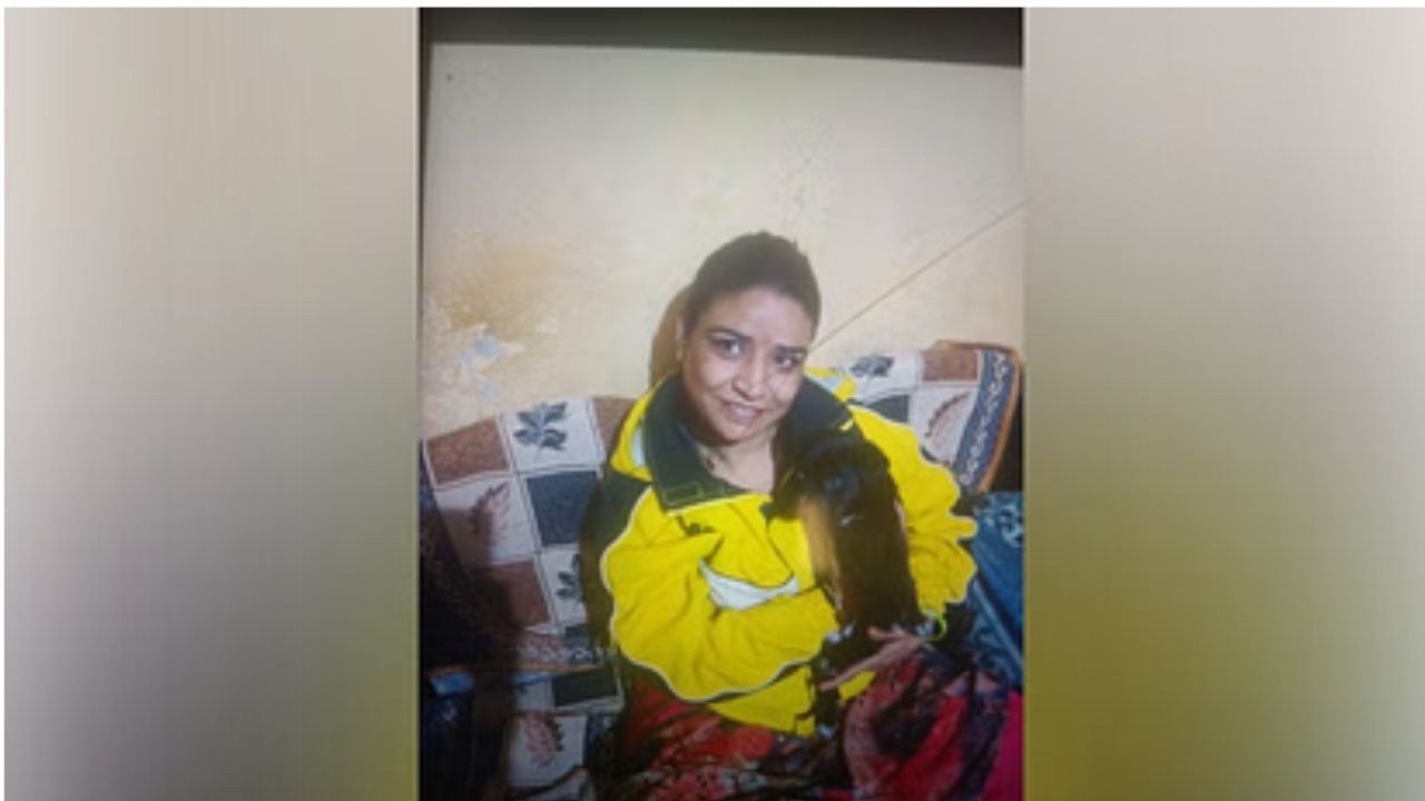 શનિવારે સાંજે, જીતેન્દ્ર સુંદરી દેવીના ઘરે ગયો અને તેને કહ્યું કે તેણે સોનિયાની હત્યા કરી છે. આ પછી તેણે કહ્યું કે તે સારણ પોલીસ સ્ટેશન જઈને આત્મસમર્પણ કરી રહ્યો છે. જોકે, તે પોલીસ સ્ટેશન પહોંચ્યો ન હતો. પૌત્રની વાત સાંભળીને સુંદરી દેવી ડરી ગઈ.