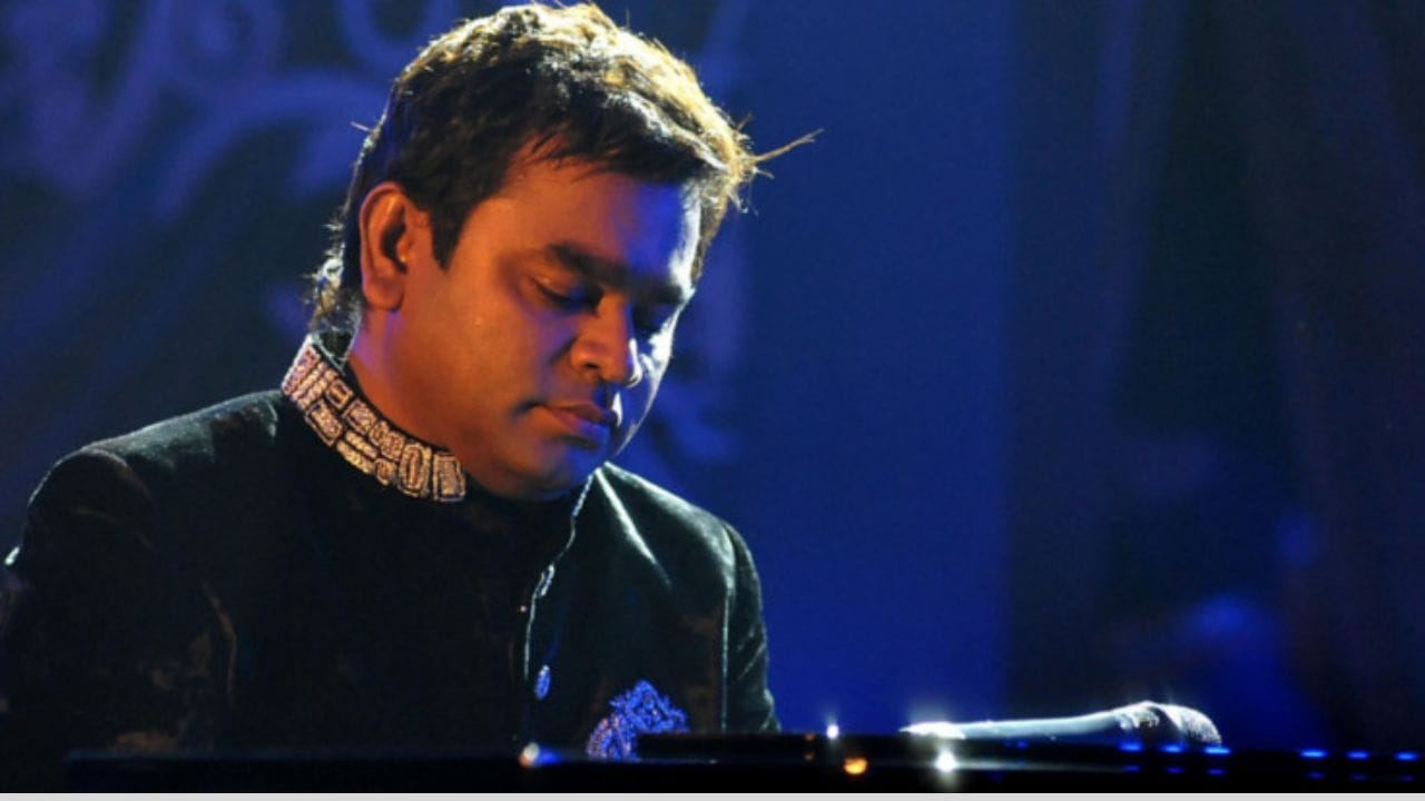 કોર્ટે એઆર રહેમાન અને મદ્રાસ ટોકીઝને રજિસ્ટ્રીમાં 2 કરોડ રૂપિયા જમા કરાવવાનો આદેશ આપ્યો છે. કોર્ટે શોધી કાઢ્યું કે સંગીતકાર અને નિર્માણ કંપનીએ ગીતની રચના માટે જુનિયર ડાગર ભાઈઓને કોઈ ક્રેડિટ આપી નથી. તેથી, ફિલ્મ નિર્માતાને ઓનલાઈન પ્લેટફોર્મ પર ફિલ્મમાં આ ક્રેડિટ ઉમેરવાનો આદેશ આપવામાં આવ્યો છે. આ સાથે, પ્રતિવાદીઓ પર 2 લાખનો દંડ પણ લાદવામાં આવ્યો છે.