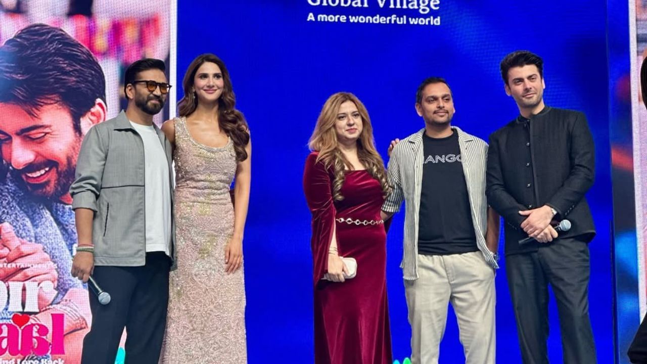  માહિતી અને પ્રસારણ મંત્રાલયના સૂત્રોએ આ જાણકારી આપી છે. આ ફિલ્મને લઈ પહેલાથી જ વિવાદ ચાલી રહ્યો હતો પરંતુ પહેલગામમાં થયેલા આતંકવાદી હુમલા બાદ આ ફિલ્મની રિલીઝ પર પ્રતિબંધ મૂકવામાં આવ્યો છે. આ ફિલ્મ 9 મે 2025ના રોજ રિલીઝ થશે.