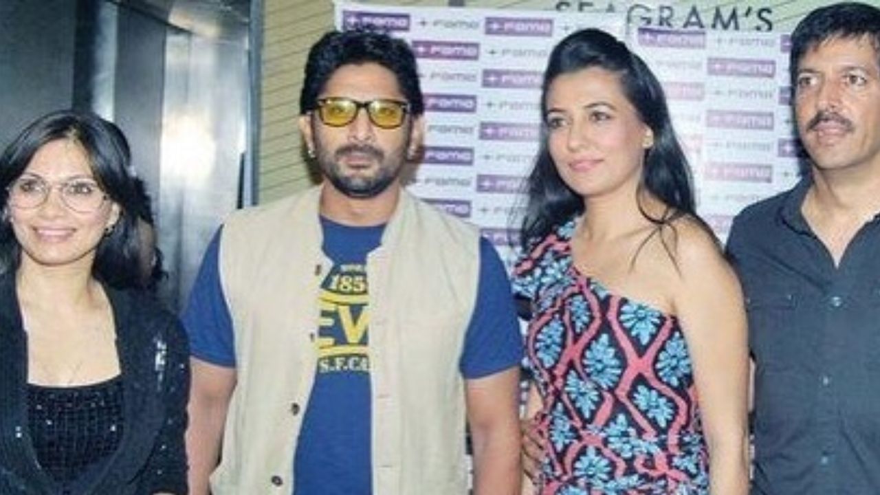 અરશદ વારસીની લવસ્ટોરી પણ ખૂબ જ રસપ્રદ છે. અરશદ મારિયાને એક કોલેજ ફેસ્ટિવલમાં મળ્યો હતો. જ્યાં અરશદ જજ હતો અને મારિયા સ્પર્ધક હતી. અહીં જ અરશદને મારિયા સાથે પ્રેમ થયો અને પછી બંનેએ એકબીજા સાથે લગ્ન કરી લીધા.