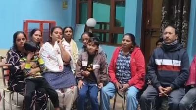 Pahalgam Terror Attack : રામકથા સાંભળવા ગયેલા વડોદરાના 19 લોકો શ્રીનગરમાં અટવાયા, સરકાર પાસે મદદની કરી માગ, જુઓ Video Pahalgam Terror Attack : રામકથા સાંભળવા ગયેલા વડોદરાના 19 લોકો શ્રીનગરમાં અટવાયા, સરકાર પાસે મદદની કરી માગ, જુઓ Video