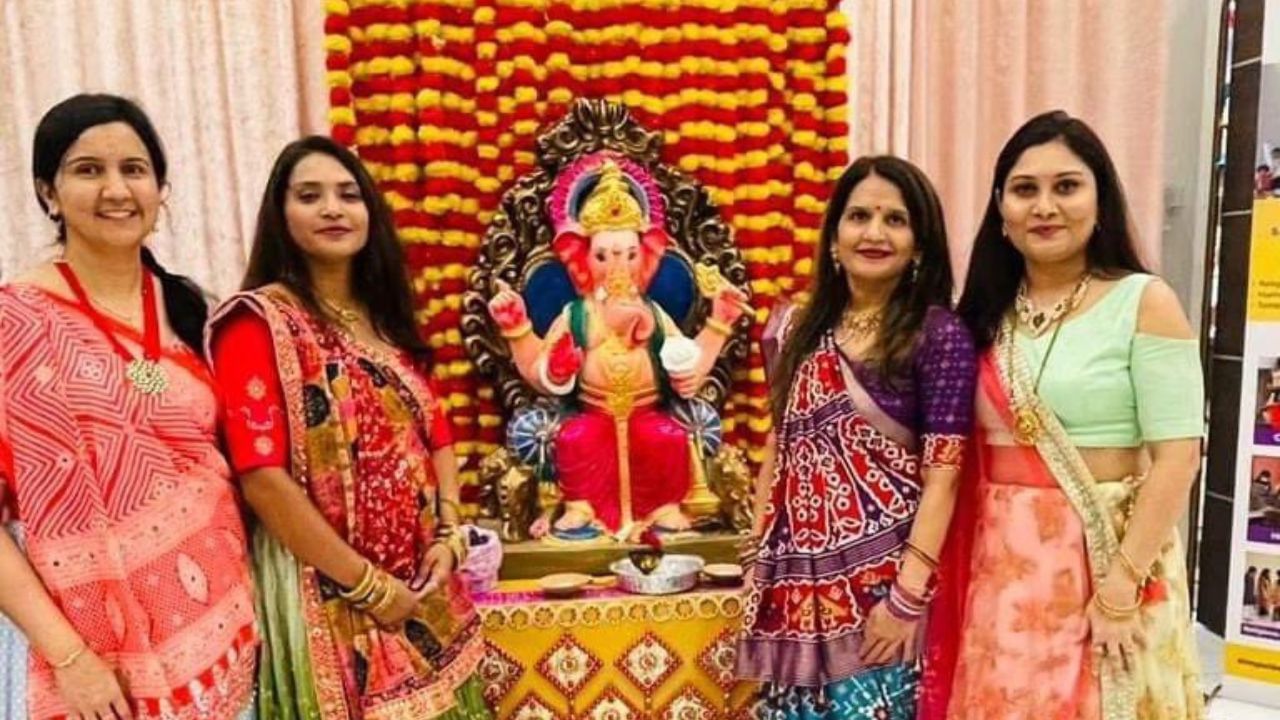 પાકિસ્તાનમાં હિન્દુ હોવું તેમના માટે કાળ બન્યો છે. તેમના પર ધર્મ બદલવા માટે દબાણ કરવામાં આવ્યું. આ પછી તેમણે પોતાનો દેશ છોડી દીધો. તેમણે પોતે પોતાના ઇન્ટરવ્યુમાં આ વાતનો ખુલાસો કર્યો છે.