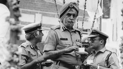 ગિલ અટકનો ઈતિહાસ પંજાબી સમાજ અને સંસ્કૃતિ સાથે જોડાયેલો છે. આ અટક મુખ્યત્વે પંજાબ પ્રદેશમાં જોવા મળે છે. જે અત્યારે ભારત અને પાકિસ્તાનમાં ફેલાયેલો છે. ગિલ અટક ખાસ કરીને પંજાબી જાટ સમુદાય, શીખ સમુદાય અને કેટલાક મુસ્લિમ પરિવારો સાથે સંકળાયેલી છે.