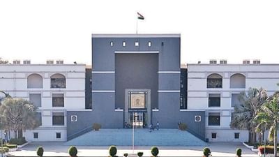 Chandola Talav : ડિમોલિશન અટકાવવા સ્થાનિકોએ ખખડાવ્યો હાઈકોર્ટનો દ્વાર, તાત્કાલિક સુનાવણી માગ કરી, જુઓ Video Chandola Talav : ડિમોલિશન અટકાવવા સ્થાનિકોએ ખખડાવ્યો હાઈકોર્ટનો દ્વાર, તાત્કાલિક સુનાવણી માગ કરી, જુઓ Video