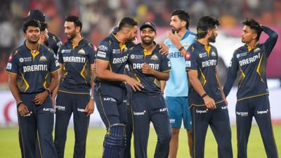 નરેન્દ્ર મોદી સ્ટેડિયમમાં કાળઝાળ ગરમી અને તડકામાં રમાયેલી મેચ જોવા આવેલા ગુજરાત ટાઈટન્સના હજારો ચાહકોની મહેનત અને હિંમત વ્યર્થ ન ગઈ. દિલ્હી કેપિટલ્સની મજબૂત બોલિંગ સામે યજમાન ટીમે સારું પ્રદર્શન કર્યું અને 204 રનના મજબૂત લક્ષ્યને પ્રાપ્ત કરીને પોઈન્ટ ટેબલમાં પ્રથમ સ્થાન મેળવ્યું. જ્યારે દિલ્હી, જેણે આ સિઝનમાં ફક્ત બીજી મેચ ગુમાવી હતી, તે હવે બીજા સ્થાને આવી ગઈ છે.