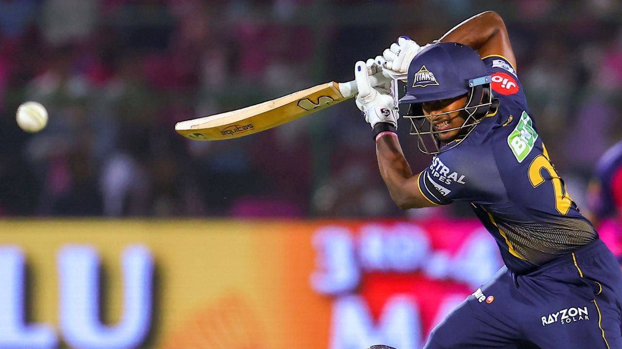  આઈપીએલ 2025 પોઈન્ટ ટેબલમાં ત્રીજા સ્થાને ગુજરાત ટાઈટન્સની ટીમ છે. ગુજરાત ટાઈટન્સની ટીમ અત્યારસુધી પહેલા સ્થાને હતી. ચોથા સ્થાને દિલ્હી કેપિટલ્સની ટીમ છે.દિલ્હી પાસે હજુ 12 પોઈન્ટછે.પરંતુ તેનો નેટ રન રેટ મુંબઈ અને ગુજરાત કરતાં ખરાબ છે.