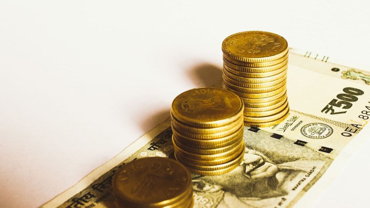 આ રીતે ભારતીય ચલણ માટે એક ધોરણ નક્કી કરવામાં આવ્યું. આ મુઘલ યુગથી શરૂ થયું અને બ્રિટિશ શાસન સુધી પહોંચ્યું.