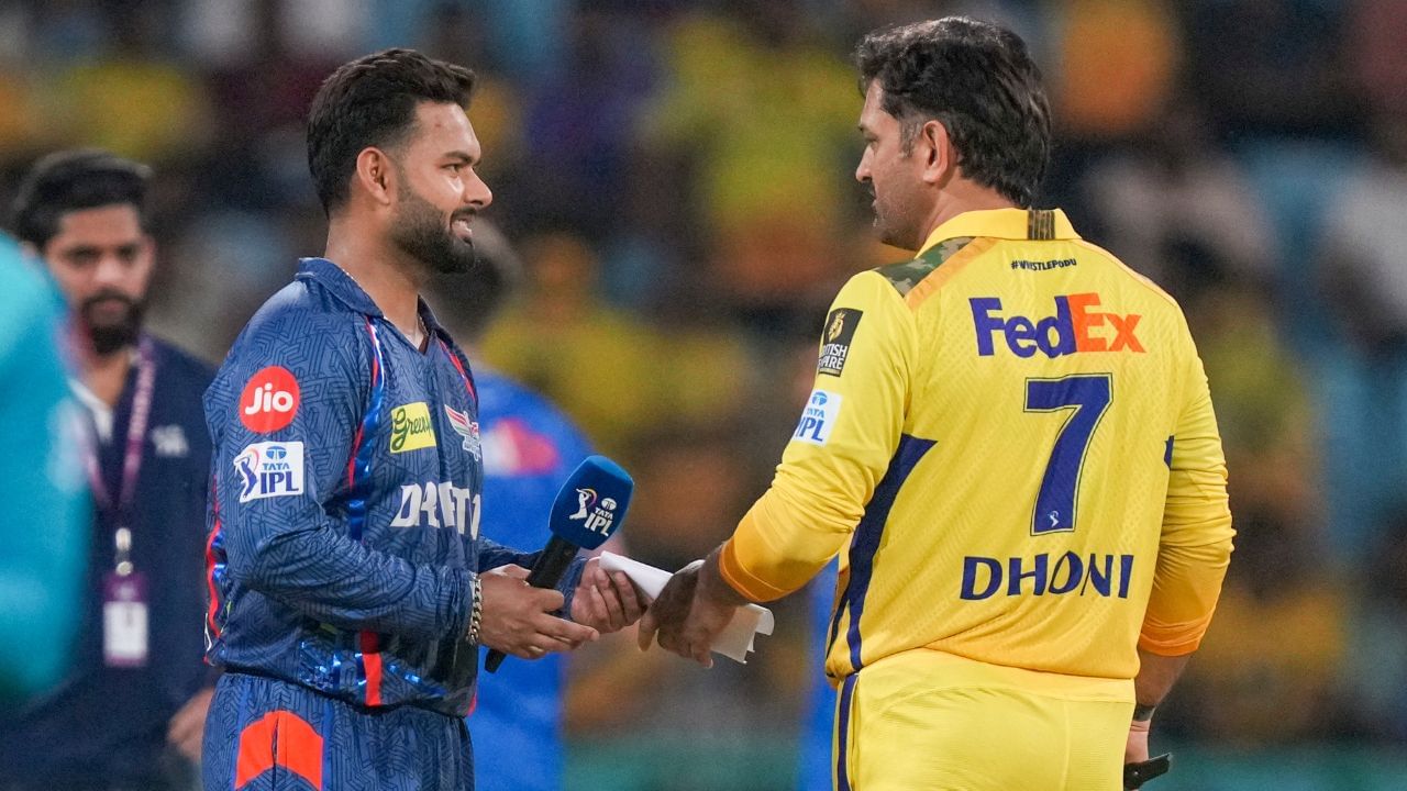 મુંબઈની આ સતત ત્રીજી જીત છે. અત્યાર સુધી 8 મેચમાં 4 જીત અને 4 હાર મળી છે. પોઈન્ટ ટેબલમાં મુંબઈ પાસે કુલ 8 પોઈન્ટ છે.