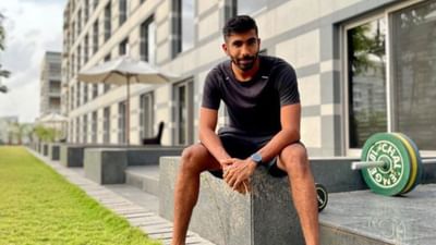 જસપ્રીત બુમરાહનું આઈપીએલ 2025માં રમવું હજુ મુશ્કેલ લાગી રહ્યું છે. આને લઈ હવે નવી અપટેડ સામે આવી છે. વધુ એક સમાચાર આકાશદીપને લઈને પણ છે. તે 10 એપ્રિલ સુધી ક્રિકેટના મેદાનમાં પરત ફરી શકે છે.