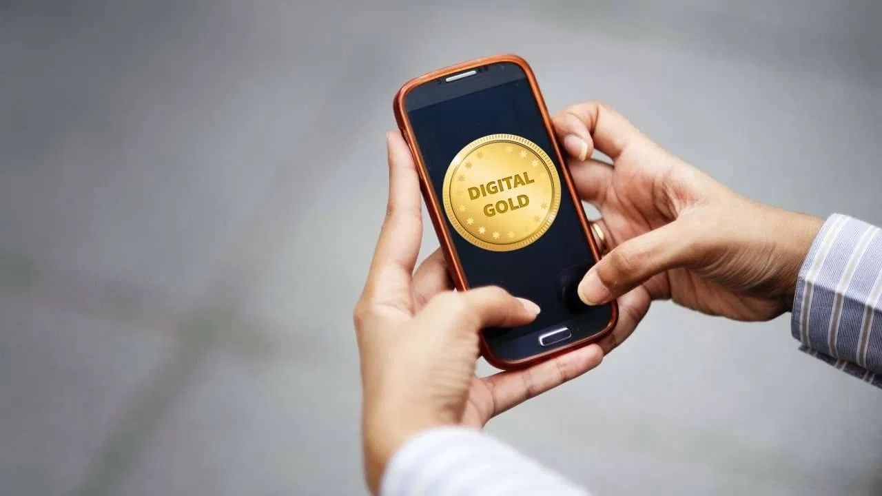 Jio Gold 24K Days વિશે વાત કરીએ તો, તે ખાસ પ્રસંગો પર આયોજિત એક ઇવેન્ટ છે, જેમાં JioFinance અને MyJio એપના વપરાશકર્તાઓ ડિજિટલ સોનું ખરીદવા પર ખાસ ઑફર્સનો લાભ લઈ શકે છે.